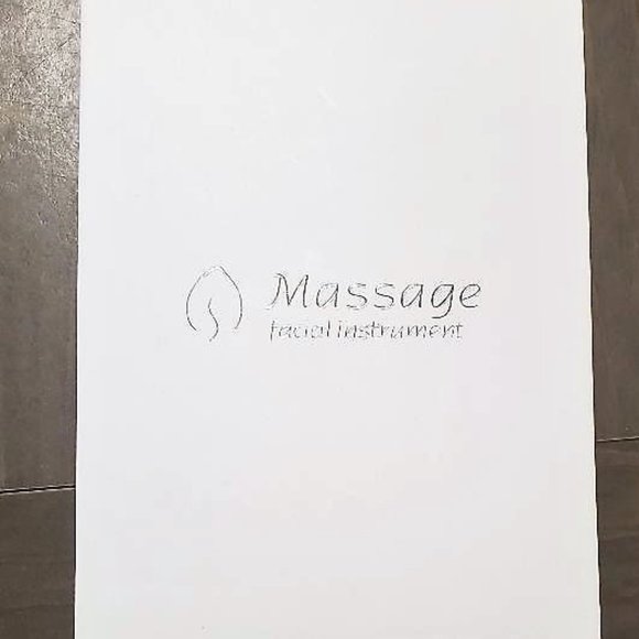 Massage Facial Instrument Never Used Brand New to Exfoliate your Face - Picture 3 of 3